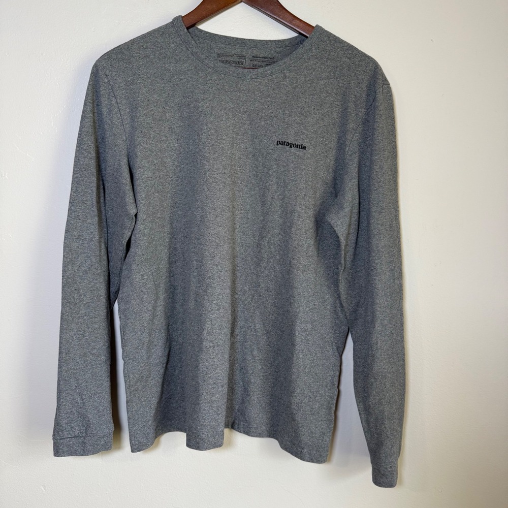 Patagonia P-6 Logo Responsibili-Tee Long Sleeve T-Shirt Size‎ Large Gray